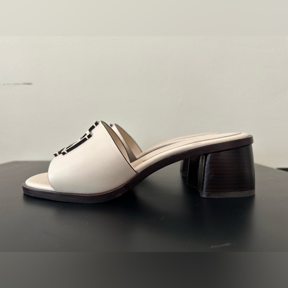 Tory Burch Block Heel Slide Sandals Creme White Brown Size US 7M - Picture 3 of 12